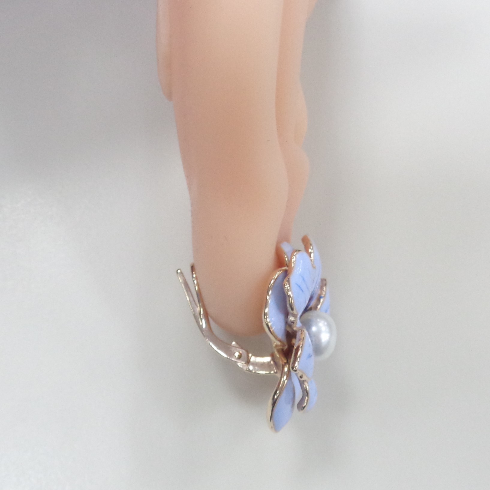 Серебряные серьги с жемчугом и эмалью "Цветы"